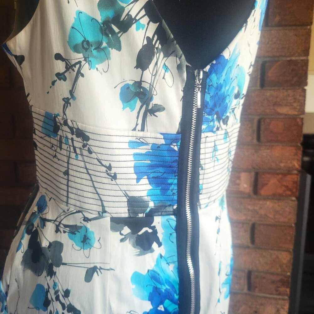 Bisou Bisou Sleeveless Floral Dress - Size 10 - Picture 6 of 8